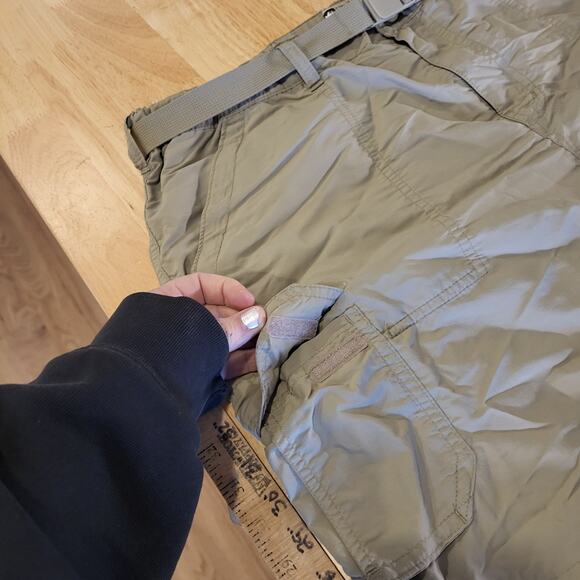 REI 14 Petite Khaki Nylon Convertible Pants Zip Pocket Belted 32" Waist - Picture 5 of 16